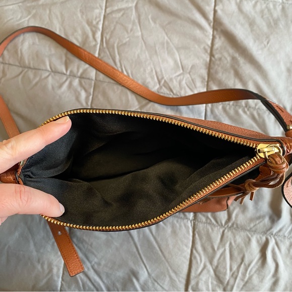 Vince Camuto Leather Foldover Purse Pine Cone Brown Snap Pocket Adjustable Strap - Picture 7 of 16